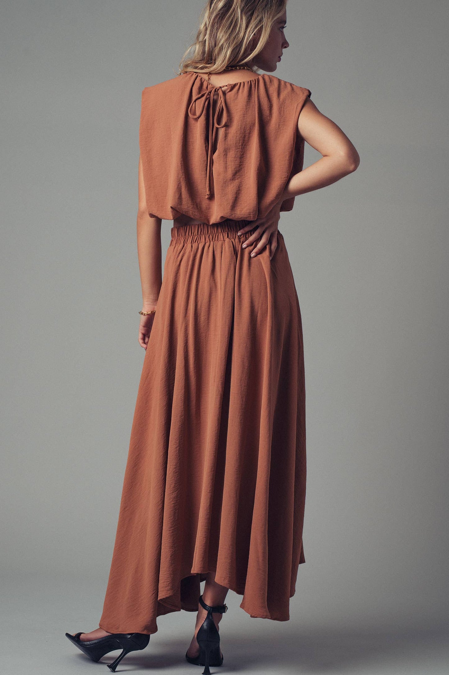 Back Tie Sleeveless Top, Camel