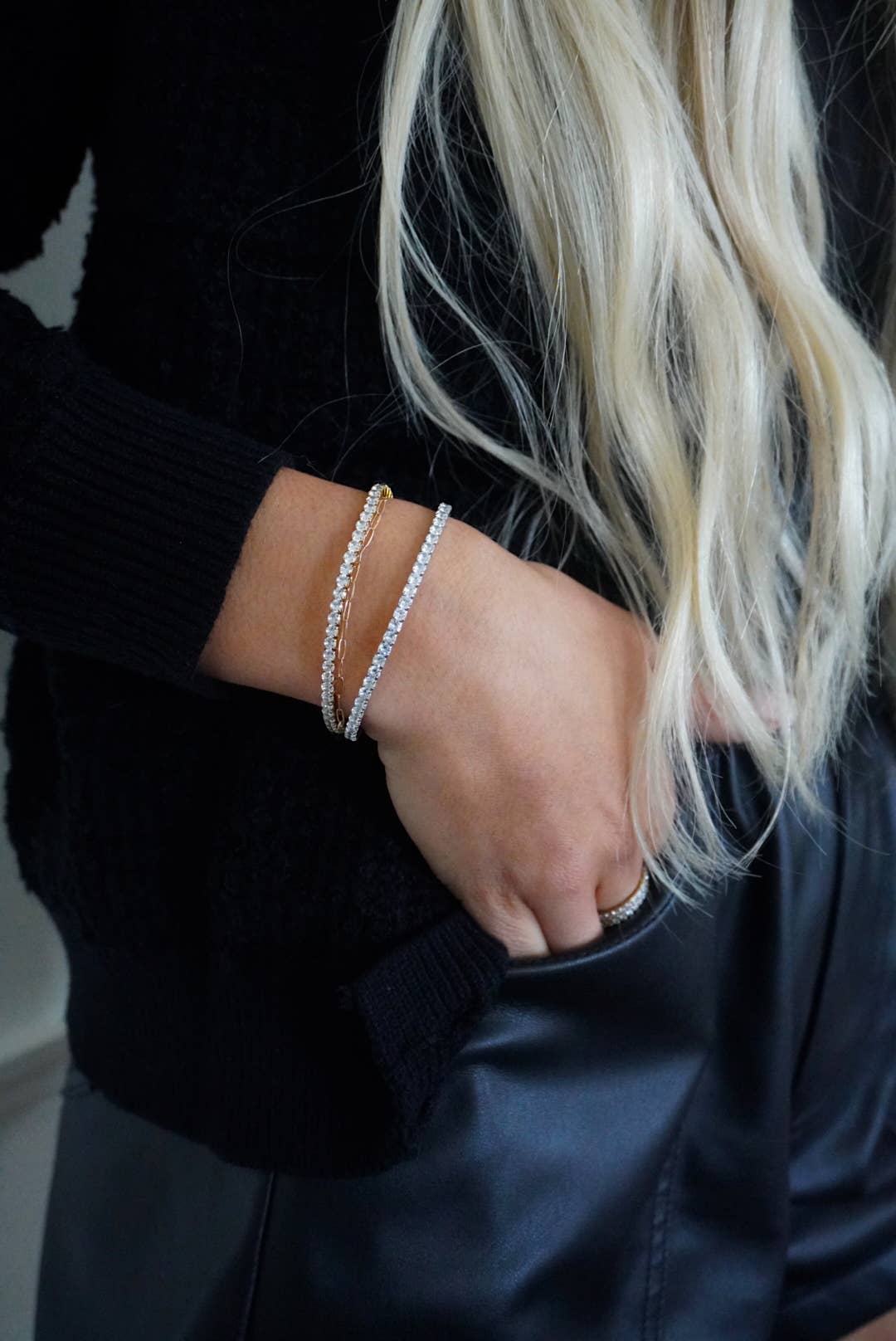 TENNIS BRACELET, GOLD, STRETCH