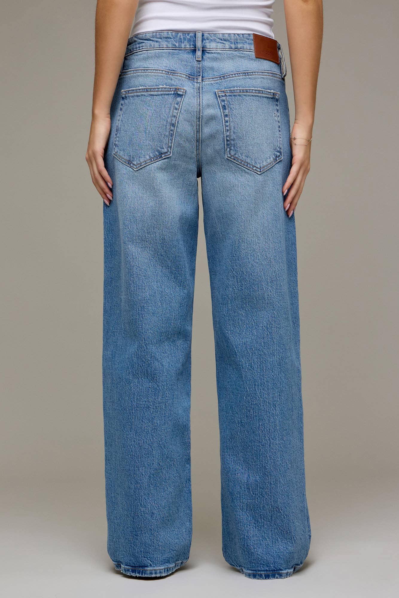 RELAXED DAD JEANS: 25