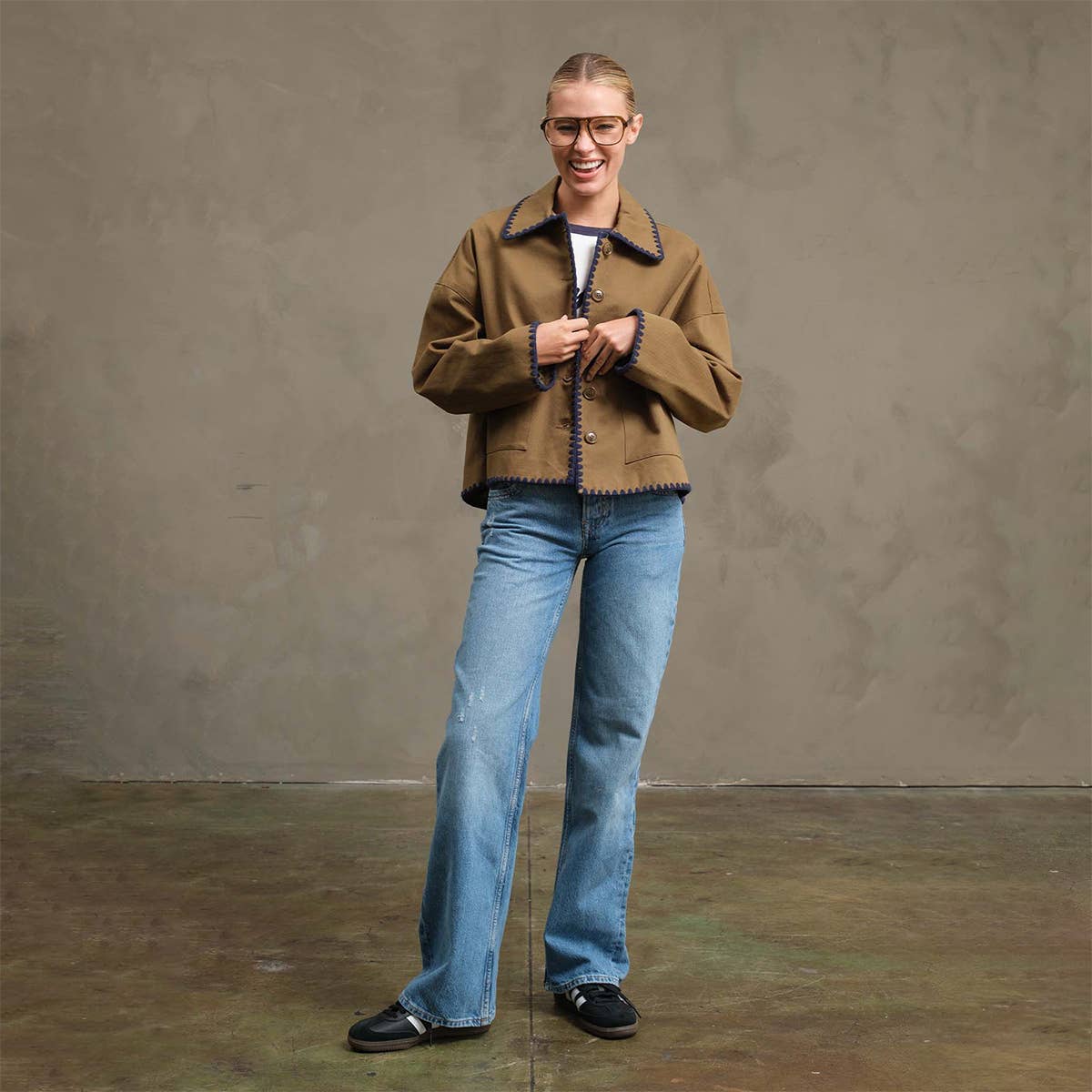 Collar Jacket with Contrast Stitching - RJ1044: OLIVE / S-M-L (3-2-1)