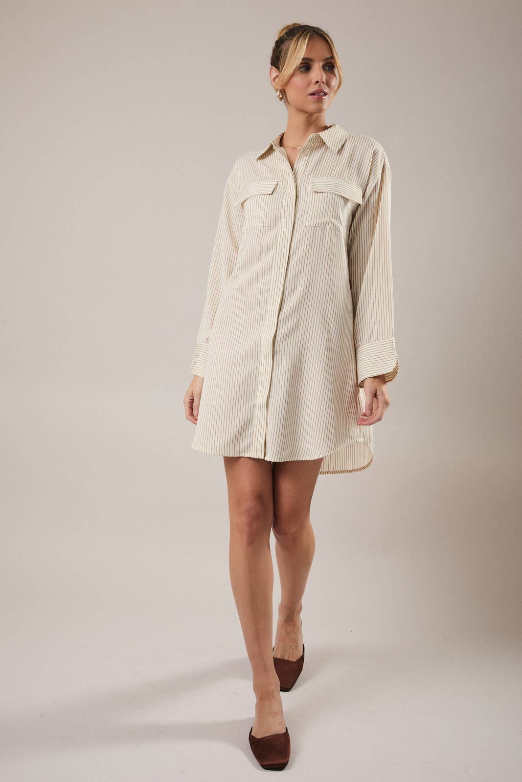 BUTTON DOWN-LONG SLEEVE STRIPE SHIRT DRESS, White and Taupe