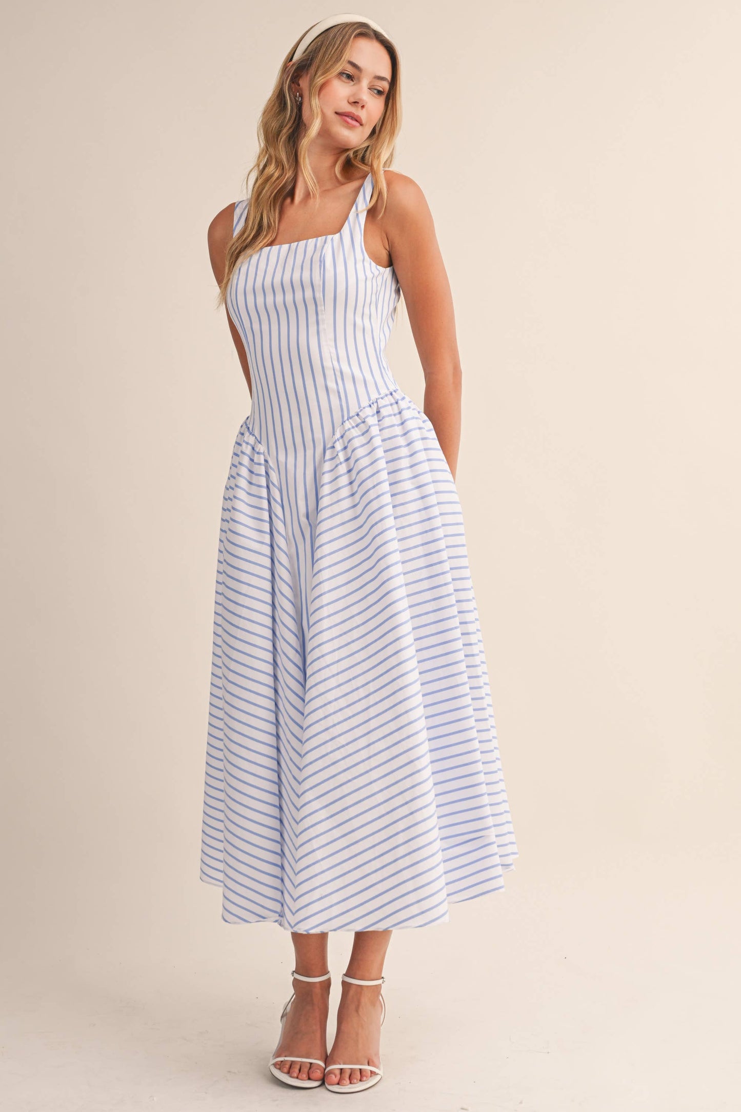 ID9896 STRIPED SLEEVELESS SIDE GATHERED FLARED MIDI DRESS: Blue / L