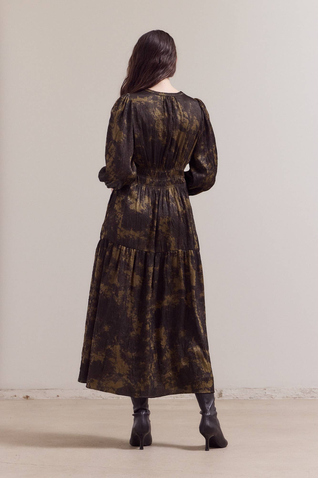 3/4 Sleeve Midi Dress: Tapenade