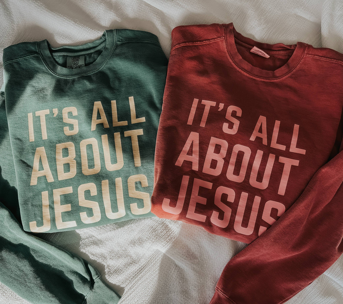 Christian Christmas Women Sweatshirt - It's All about Jesus: Red / L