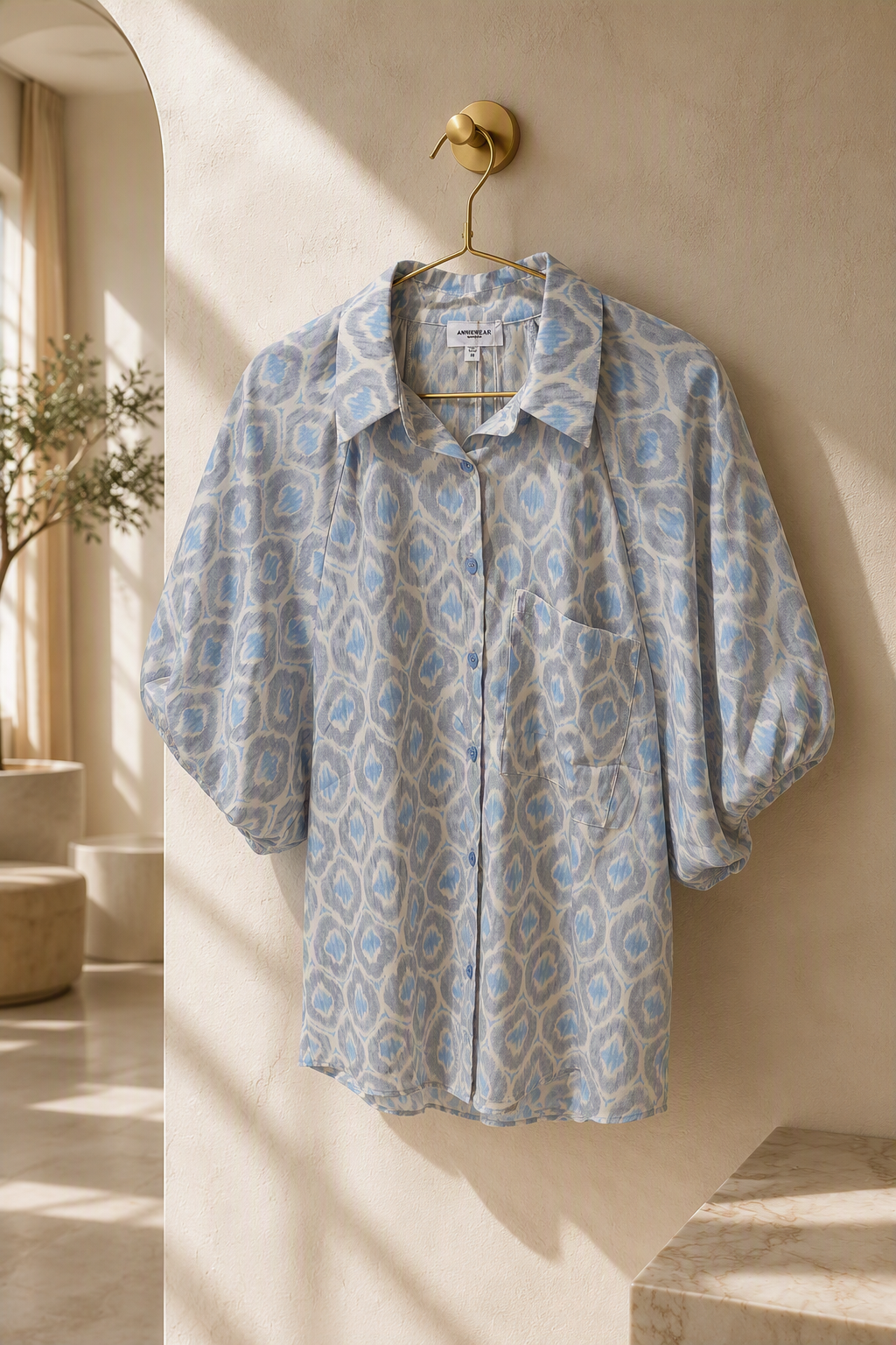 Geometric Printed Bubble Sleeve Button Blouse