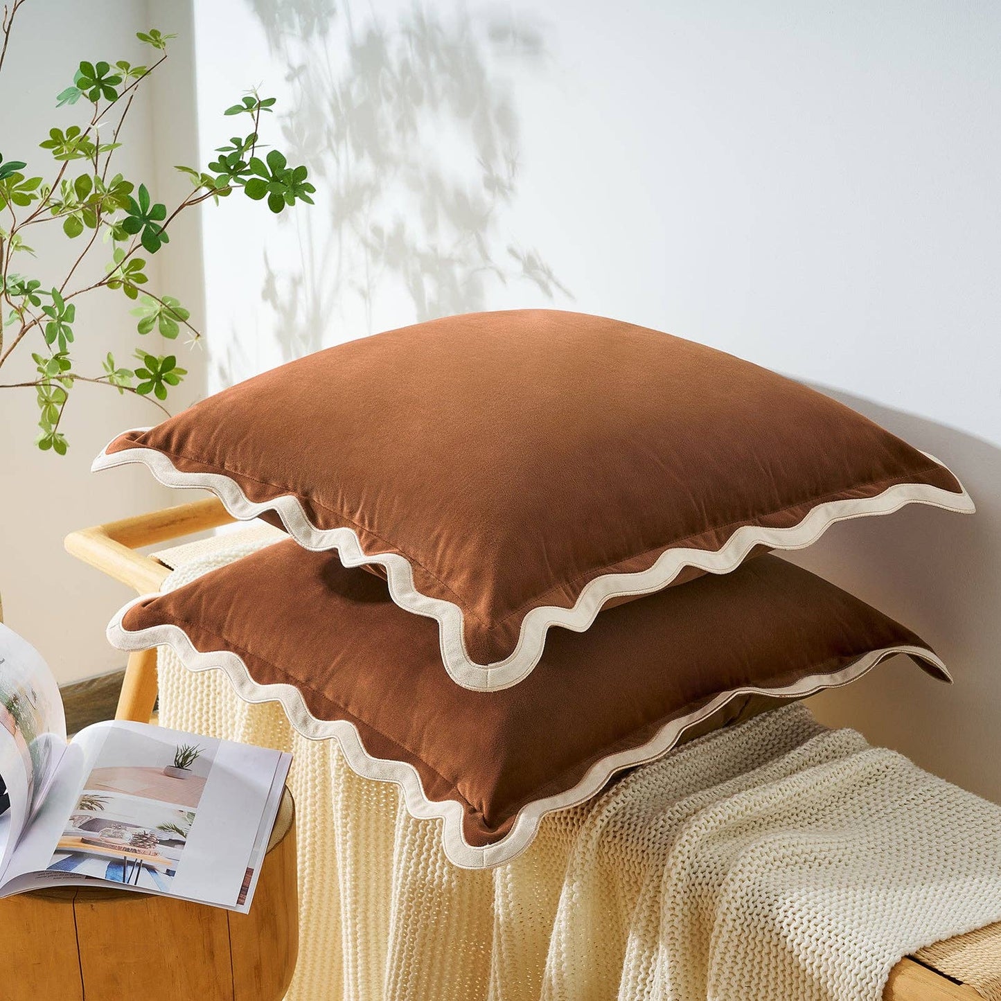 Maleku Pillow Cover, Beige/Brown, 20x20 inch